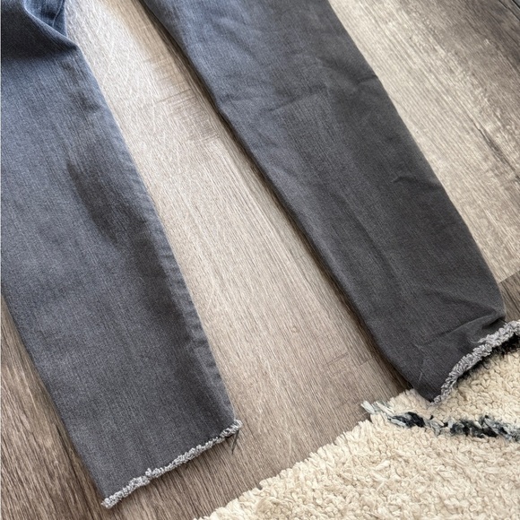 High Waisted Distressed Jeans Bundle - Light Wash & Gray Wash Denim - Picture 10 of 14